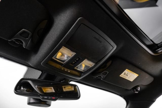 Used 2022 Dodge Challenger R/T Scat Pack RWD image 31