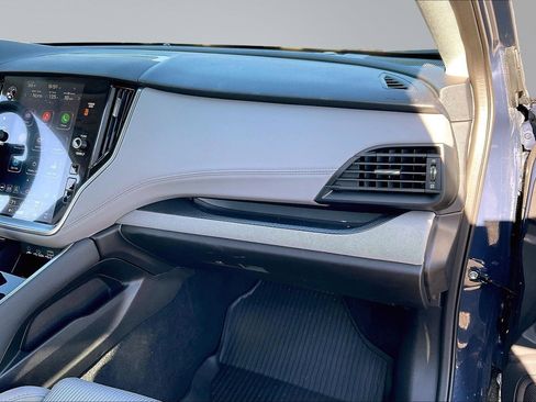 Used 2025 Subaru Legacy Premium image 15