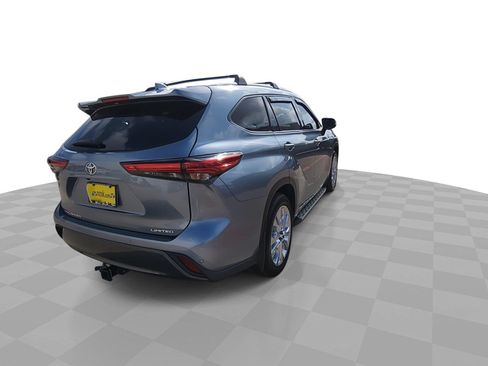 Used 2021 Toyota Highlander Limited FWD image 8