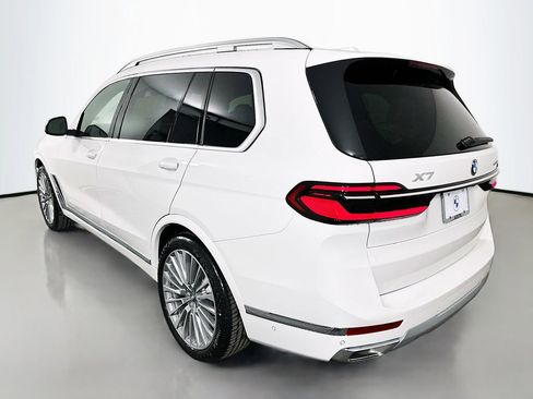 New 2026 BMW X7 xDrive40i image 7