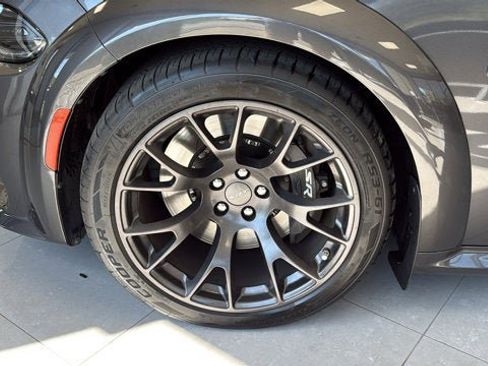 Used 2022 Dodge Charger SRT Hellcat w/ Harman/Kardon Audio Group RWD image 9
