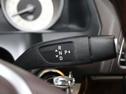 Used 2014 Mercedes-Benz E 350 4MATIC image 19