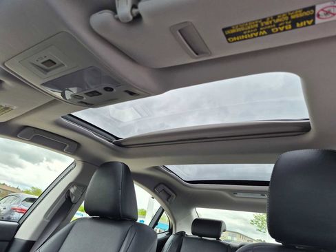 Used 2013 Lexus ES 350 w/ Ultra Luxury Pkg FWD image 23