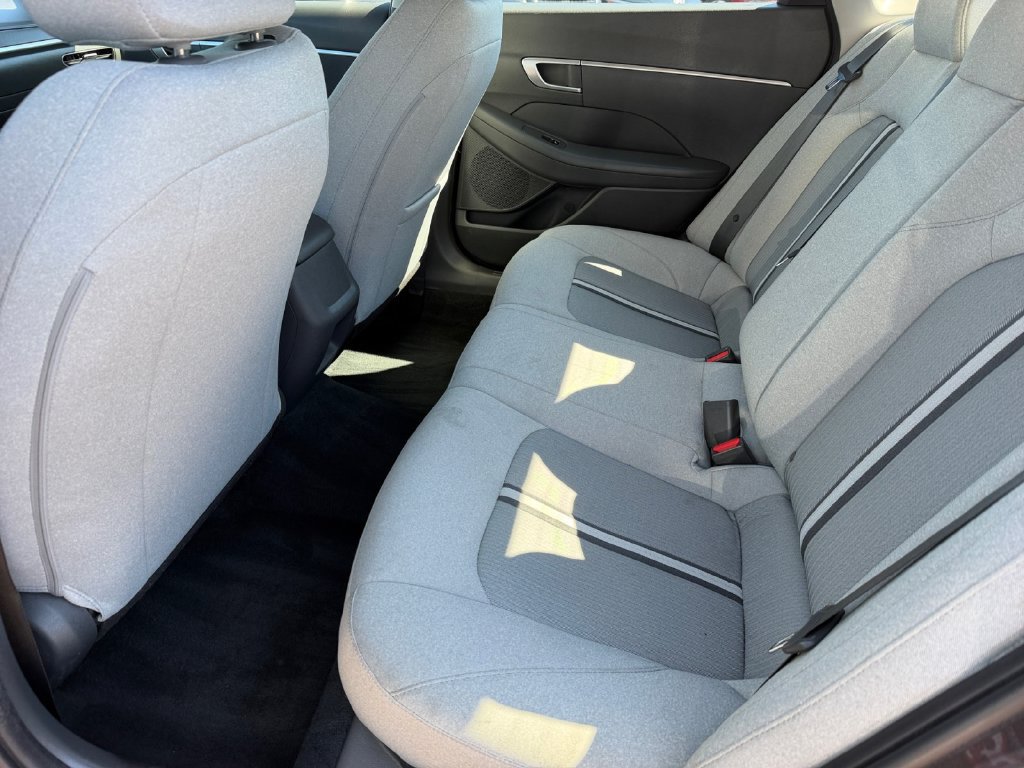 Used 2022 Hyundai Sonata SE w/ Cargo Package FWD image 14