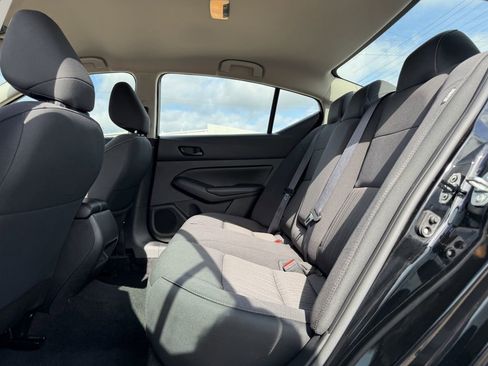 Used 2025 Nissan Altima 2.5 SV FWD image 28
