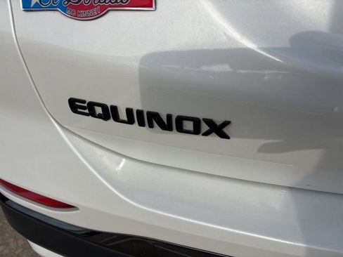 Used 2022 Chevrolet Equinox RS w/ RS Leather Package image 9