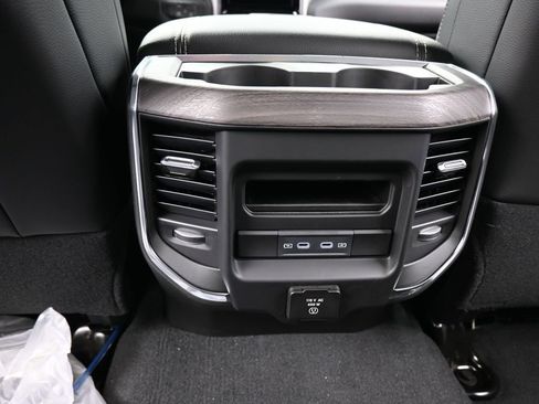 New 2026 RAM 2500 Laramie w/ Night Edition image 32