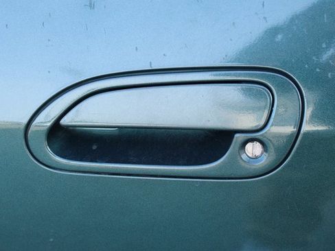 Used 2002 Honda Accord EX image 9