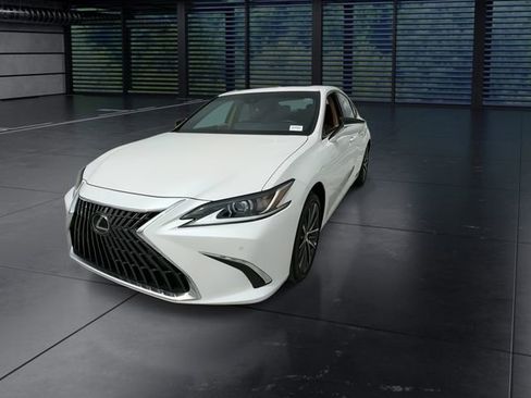 Certified 2025 Lexus ES 350 w/ Premium Package FWD image 4