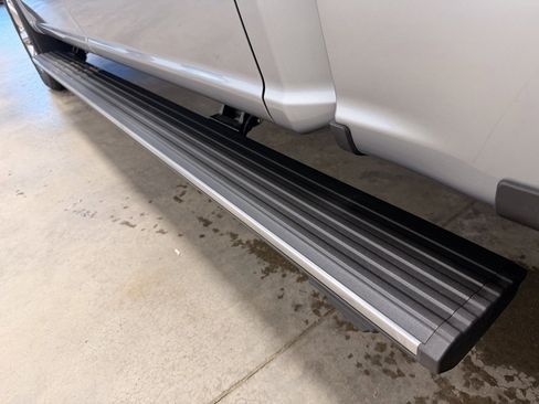 Used 2023 Ford F150 Lariat w/ Equipment Group 502A High image 16