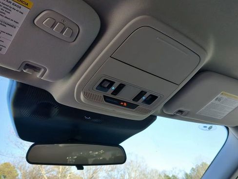 New 2025 Ford Explorer Active w/ Active Comfort Package image 21