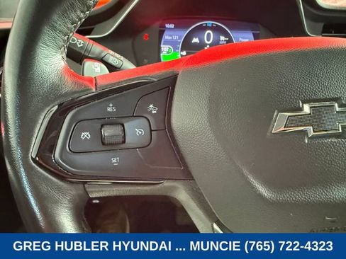 Used 2023 Chevrolet Bolt EUV LT w/ Convenience Package FWD image 16