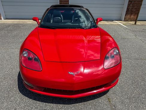 Used 2009 Chevrolet Corvette Coupe w/ Preferred Equipment Group RWD image 13