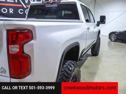 Used 2024 Chevrolet Silverado 2500 High Country w/ High Country Premium Package image 31