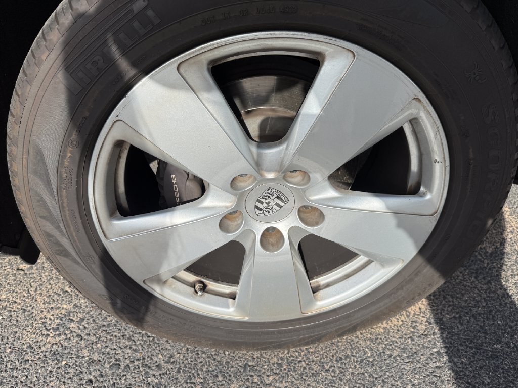 Used 2019 Porsche Cayenne AWD/4WD image 17