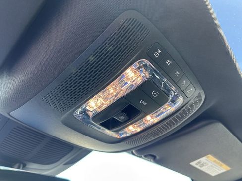 Used 2025 Mercedes-Benz GLE 350 4MATIC image 47