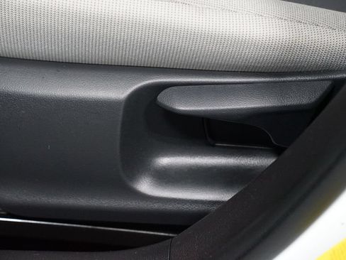 Certified 2025 Toyota Corolla LE w/ Convenience Package FWD image 31