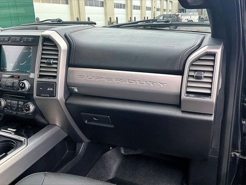 Used 2018 Ford F450 Platinum w/ Platinum Ultimate Package image 17