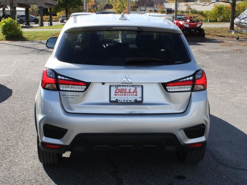 Used 2023 Mitsubishi Outlander Sport ES image 6