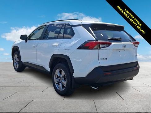 Certified 2025 Toyota RAV4 XLE w/ Convenience Package FWD image 5