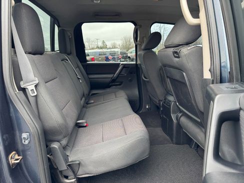 Used 2014 Nissan Titan SV image 17