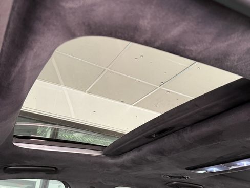 Used 2022 Kia Telluride SX w/ SX Prestige Package image 14