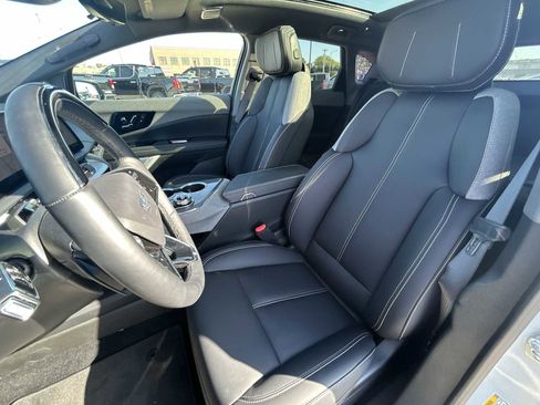 New 2025 Cadillac Optiq Luxury 1 image 18