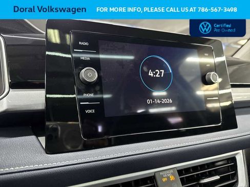 Certified 2025 Volkswagen Taos SEL image 18