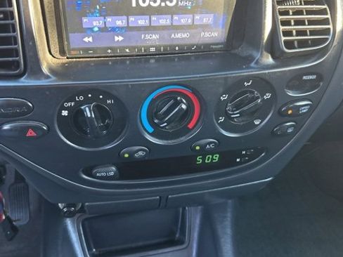 Used 2004 Toyota Tundra SR5 image 11