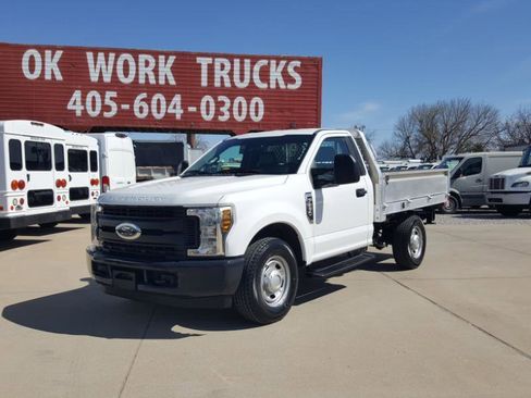 Used 2019 Ford F250 XL image 3