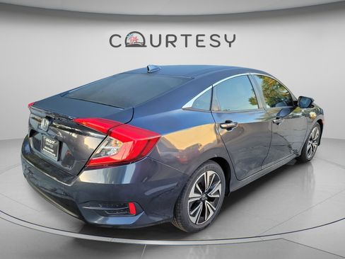 Used 2018 Honda Civic EX-L image 3