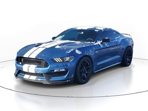 Used 2019 Ford Mustang Shelby GT350 w/ Technology Package image 2