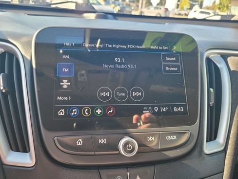 Used 2024 Chevrolet Malibu LT FWD image 23
