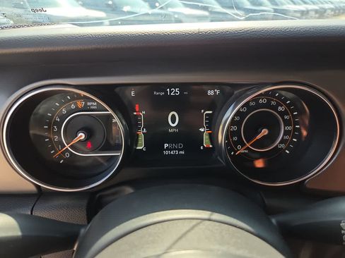 Used 2022 Jeep Wrangler Unlimited Sport AWD/4WD image 25