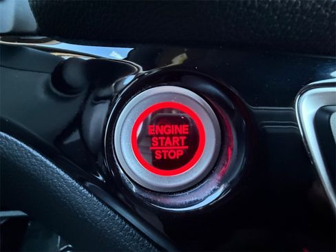 Used 2020 Honda Ridgeline Black Edition image 23