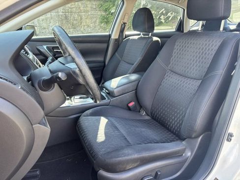 Used 2017 Nissan Altima 2.5 S w/ Power Driver Seat Package FWD image 11