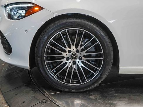 Used 2025 Mercedes-Benz C 300 4MATIC Sedan image 9