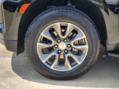 Used 2024 Chevrolet Tahoe LS w/ Driver Alert Package RWD image 17