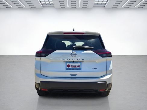 New 2026 Nissan Rogue SV AWD/4WD image 5