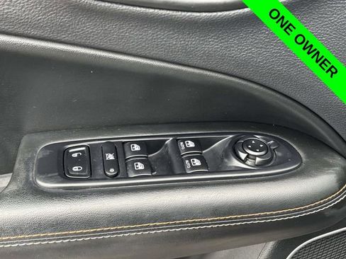 Used 2018 Jeep Compass Latitude w/ Cold Weather Group image 10