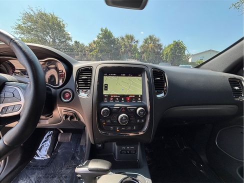 Used 2020 Dodge Durango SRT w/ Technology Group AWD/4WD image 11
