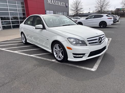 Used 2012 Mercedes-Benz C 250 Sedan image 4