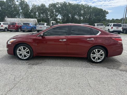 Used 2013 Nissan Altima 3.5 SV FWD image 6