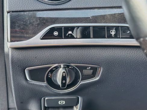 Used 2018 Mercedes-Benz S 450 4MATIC Sedan image 35