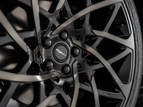 New 2026 Land Rover Defender 110 X-Dynamic SE image 15