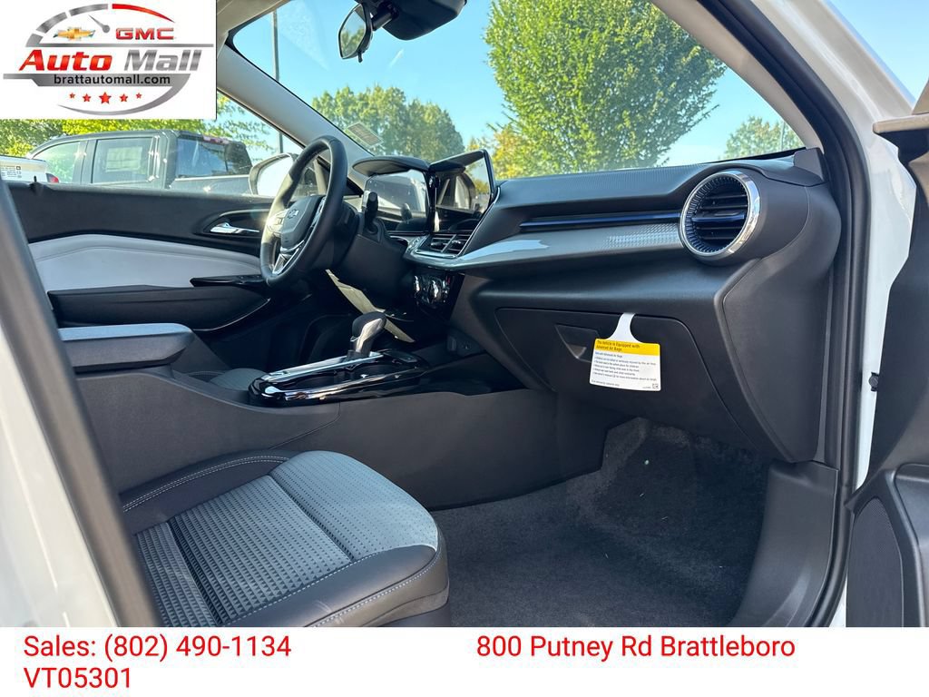 New 2026 Chevrolet Trax LT w/ Driver Confidence Package FWD image 22