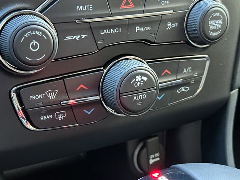 Used 2021 Dodge Charger SRT Hellcat image 31