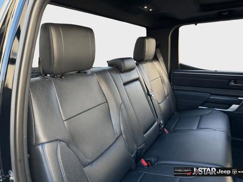 Used 2025 Toyota Tundra Platinum w/ TRD Off-Road Package AWD/4WD image 31