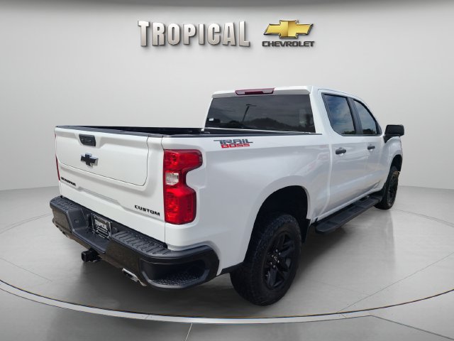 Used 2024 Chevrolet Silverado 1500 Custom Trail Boss w/ LPO, Dark Essentials Package AWD/4WD image 5