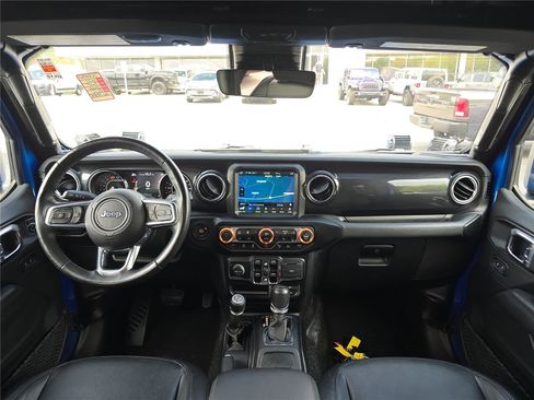 Used 2021 Jeep Wrangler Unlimited Sahara AWD/4WD image 17